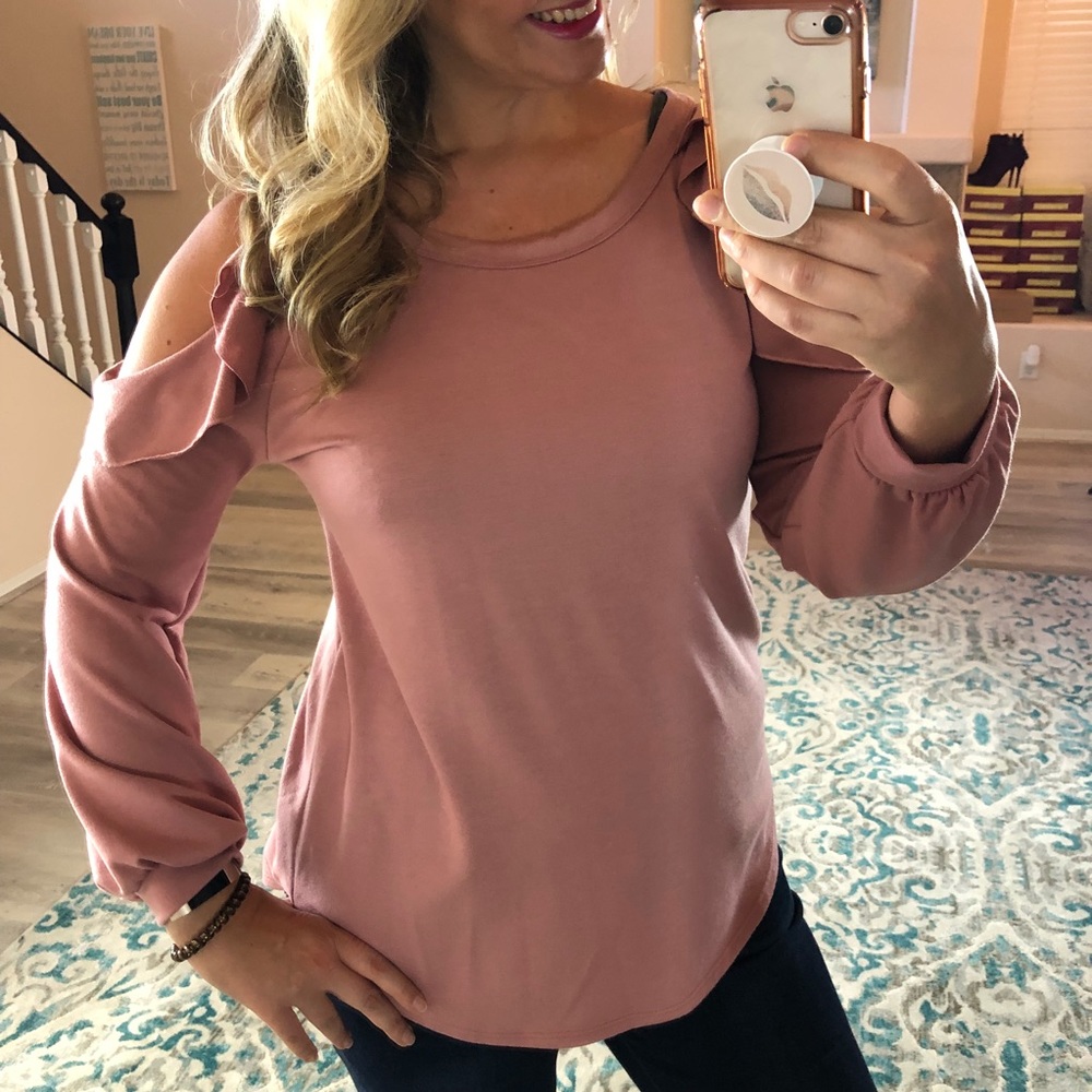 ❤️❗️Last 2! S-M Ruffle cold shoulder top - Mauve - Picture 7 of 7
